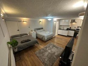 Studio Room In Brighton